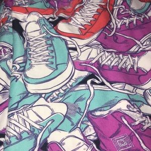 Worn once! Converse pattern TC Lularoe leggings.